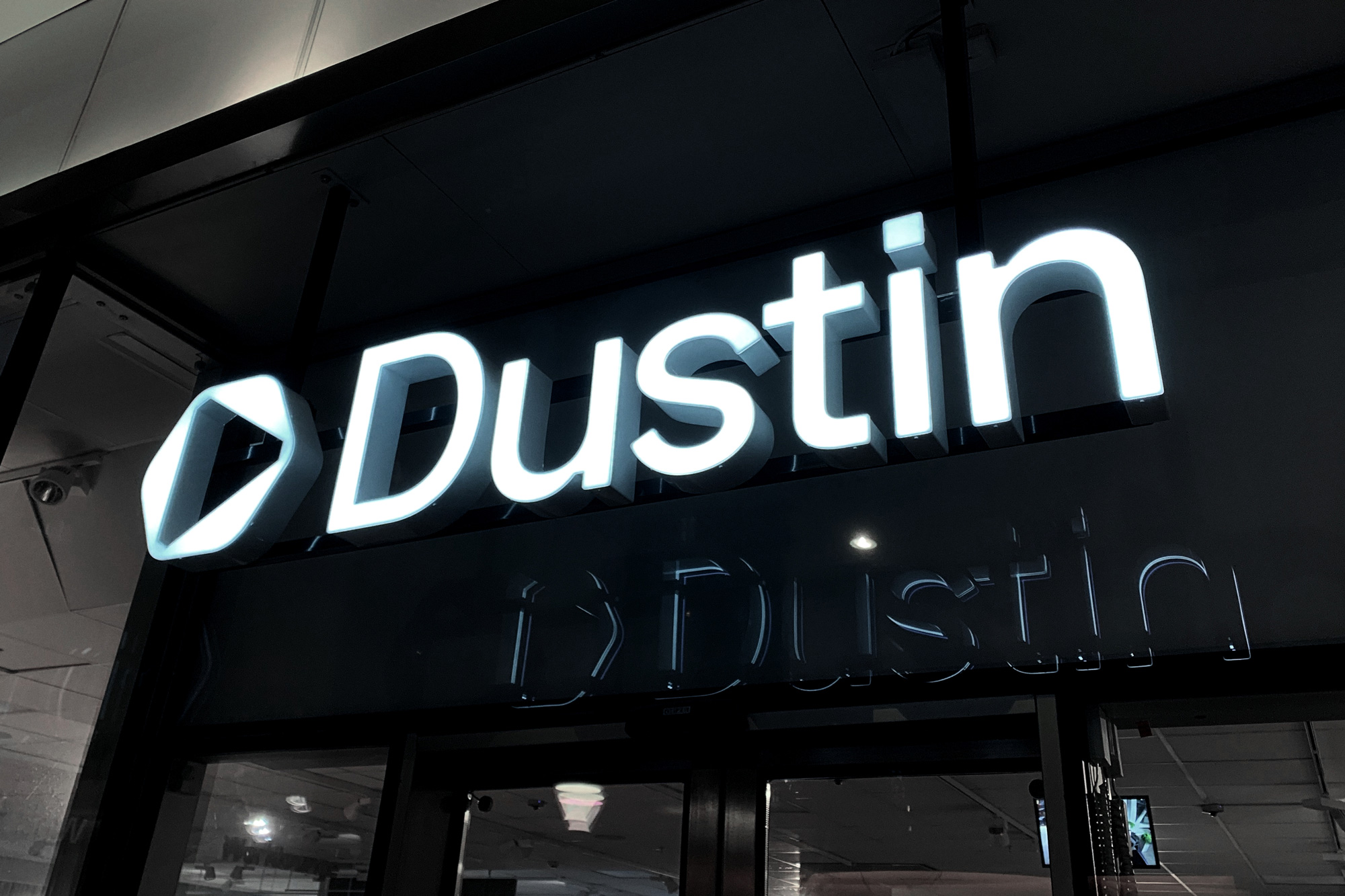 New Logo and Identity for Dustin by Kurppa Hosk