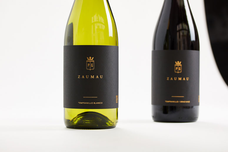 Zaumau Wine Packaging